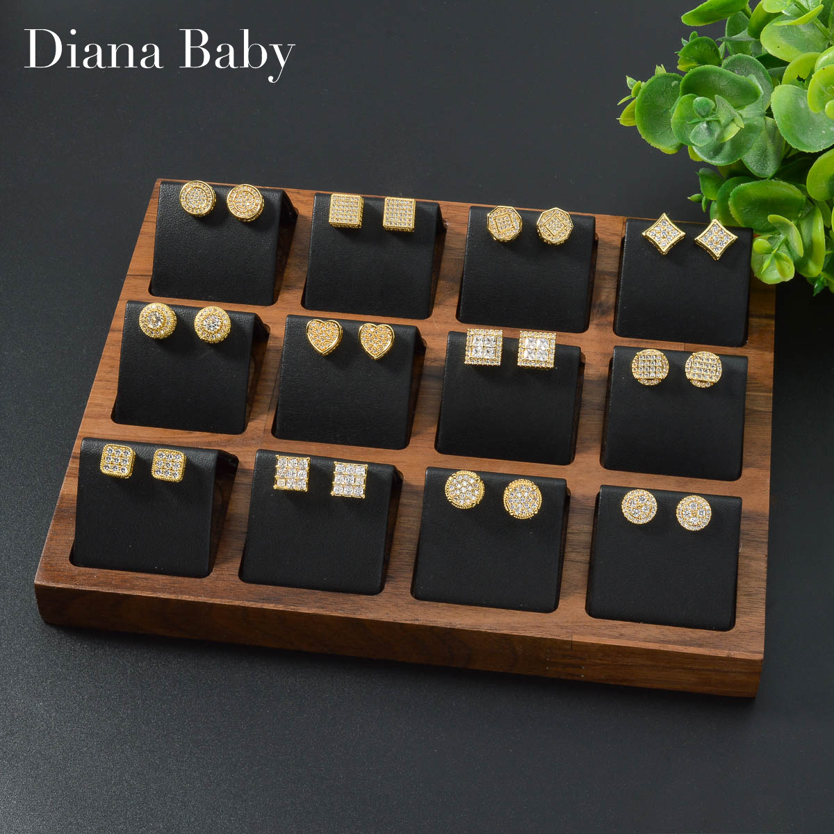 Diana Baby Gold สีต่างหูเจ้าสา - Women Accessories Dubai บทวิจารณ์และราคา