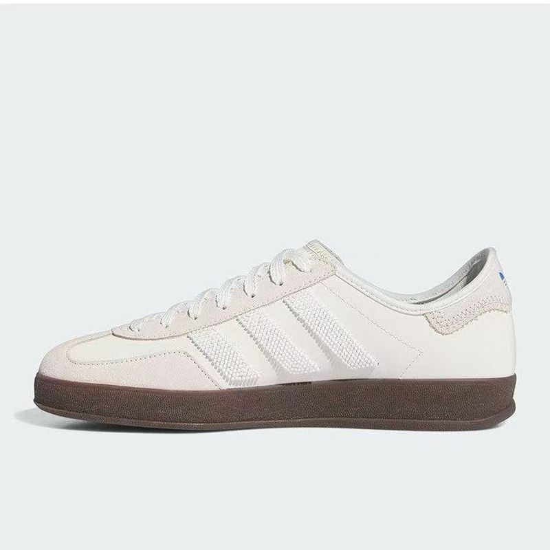 รองเท้าผู้หญิงรุ่นพิเศษจากความ - Adidas Shoes Gazelle บทวิจารณ์และราคา